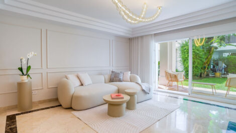 3 bedroom Apartments for sale in Sierra Blanca – R5394163