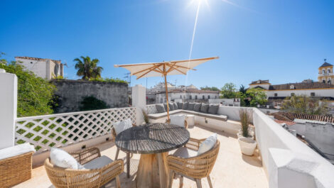 2 bedroom Apartments for sale in Marbella – R5359537