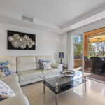 Apartamentos de 4 dormitorios en venta en Milla de Oro – R5018800 Apartamentos de 4 dormitorios en venta en Milla de Oro – R5018800