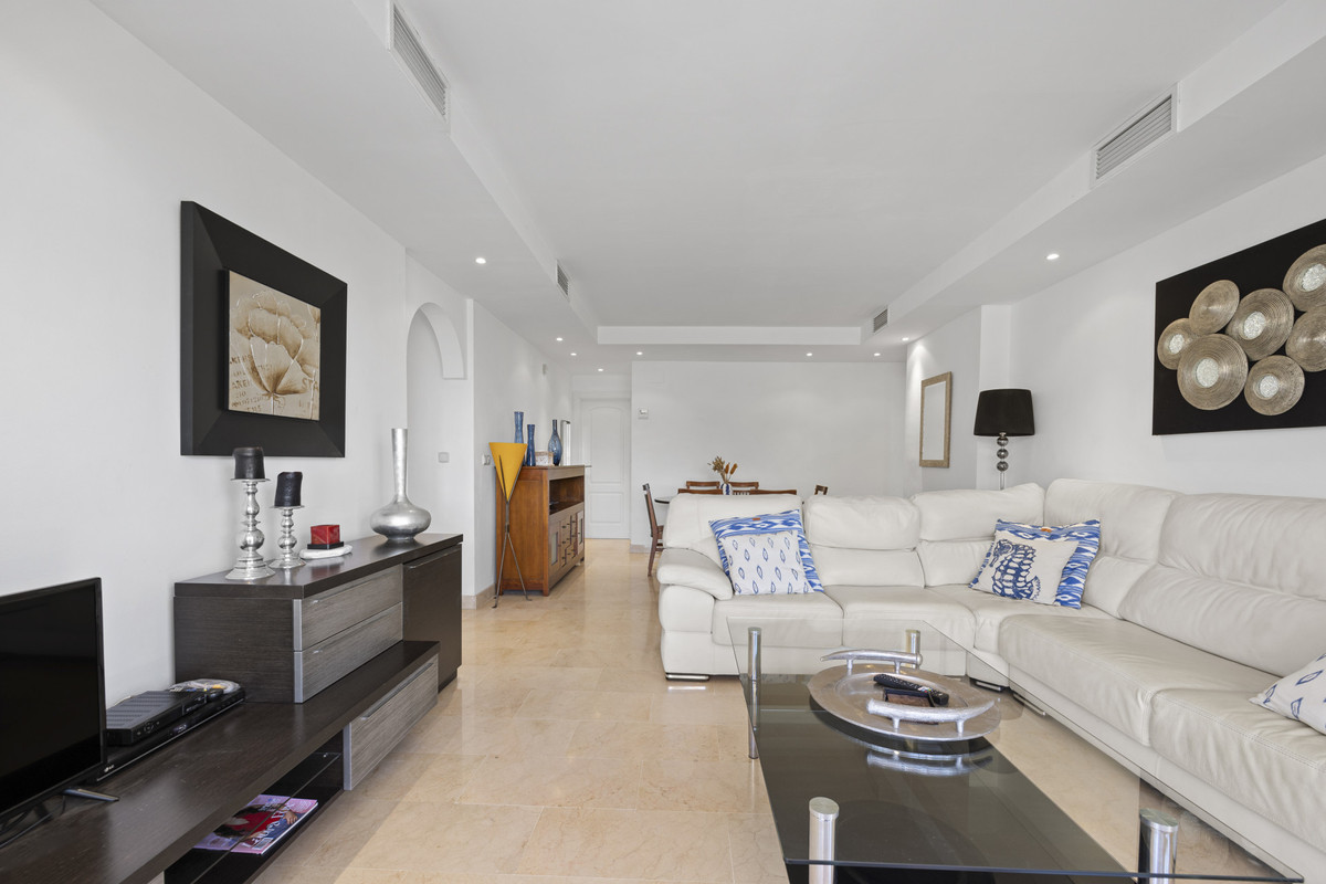Apartamentos de 4 dormitorios en venta en Milla de Oro – R5018800 Apartamentos de 4 dormitorios en venta en Milla de Oro – R5018800