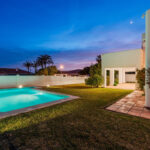 5 bedroom Villas for sale in Marbesa – R5009773 5 bedroom Villas for sale in Marbesa – R5009773