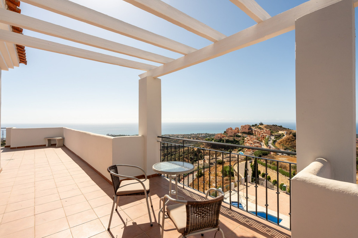 2 bedroom Penthouses for sale in Calahonda – R5188114 2 bedroom Penthouses for sale in Calahonda – R5188114