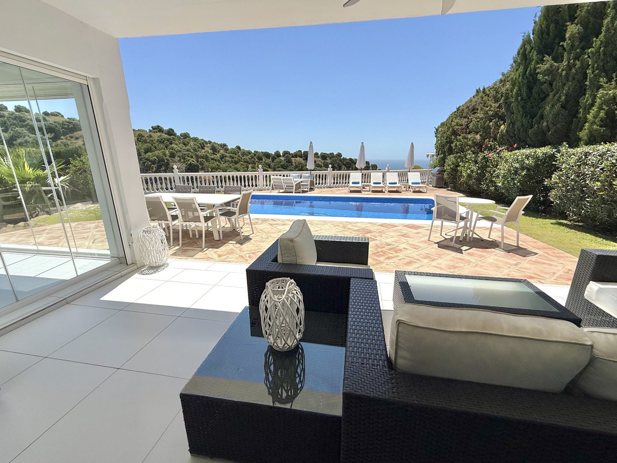 Villas de 5 dormitorios en venta en Calahonda – R5319469 Villas de 5 dormitorios en venta en Calahonda – R5319469