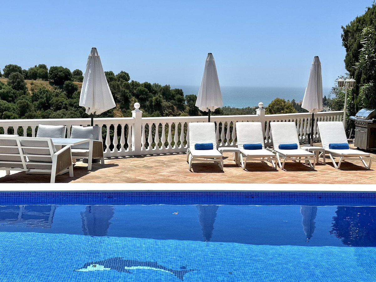 Villas de 5 dormitorios en venta en Calahonda – R5319469 Villas de 5 dormitorios en venta en Calahonda – R5319469