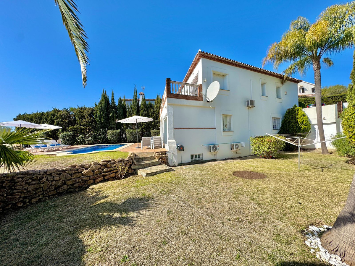 Villas de 5 dormitorios en venta en Calahonda – R5319469 Villas de 5 dormitorios en venta en Calahonda – R5319469