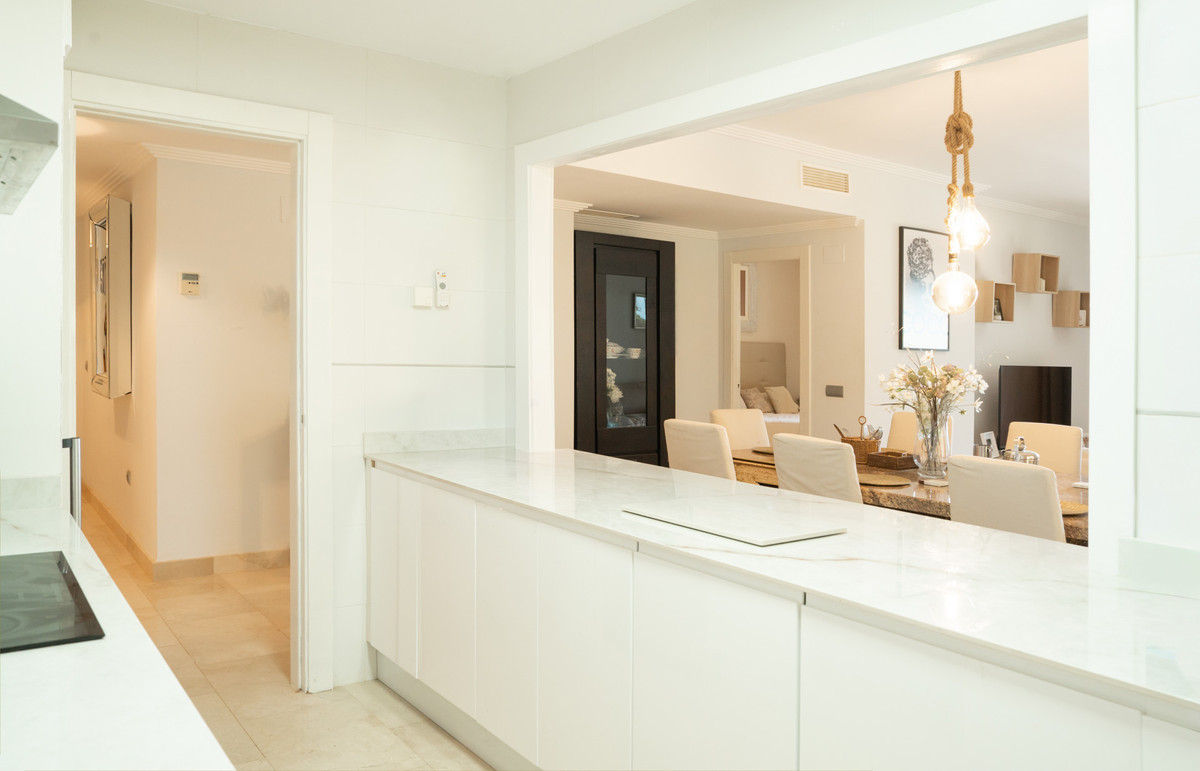Apartamentos de 3 dormitorios en venta en Benahavís – R5261293 Apartamentos de 3 dormitorios en venta en Benahavís – R5261293