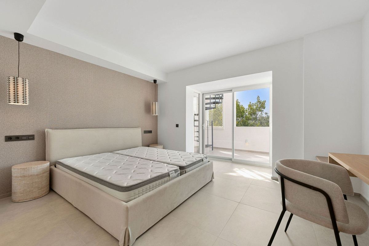 Aticos de 3 dormitorios en venta en Nueva Andalucía – R5378473 Aticos de 3 dormitorios en venta en Nueva Andalucía – R5378473