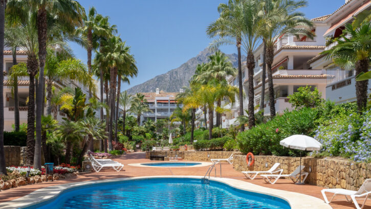 Apartamentos de 3 dormitorios en venta en Milla de Oro – R5061232 Apartamentos de 3 dormitorios en venta en Milla de Oro – R5061232 en