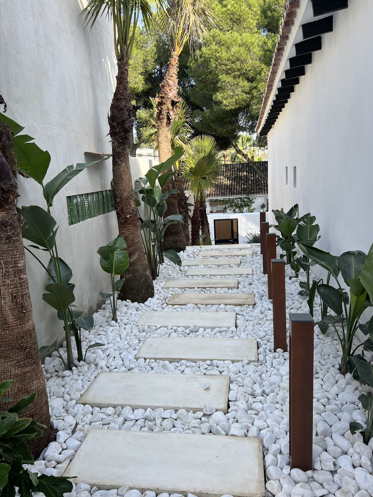 Villas de 4 dormitorios en venta en Nueva Andalucía – R4989433 Villas de 4 dormitorios en venta en Nueva Andalucía – R4989433