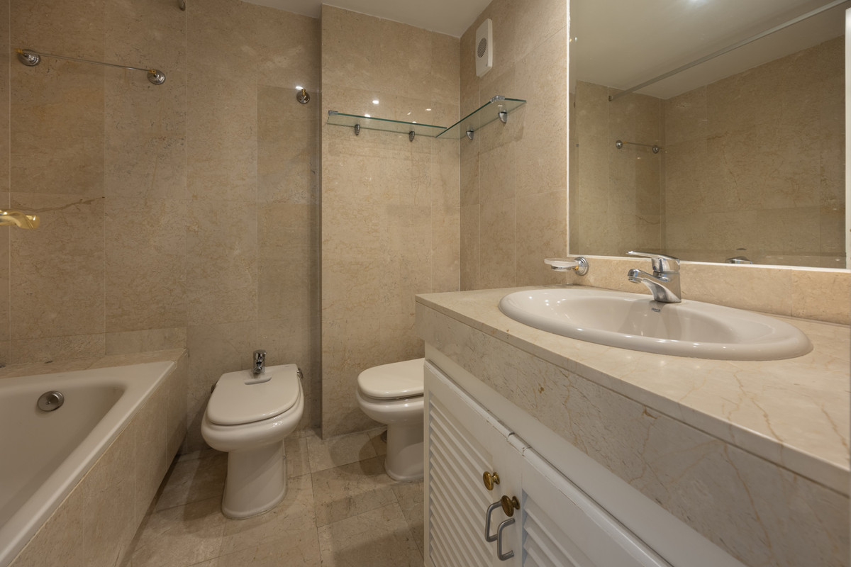 Apartamentos de 2 dormitorios en venta en Nueva Andalucía – R5336584 Apartamentos de 2 dormitorios en venta en Nueva Andalucía – R5336584