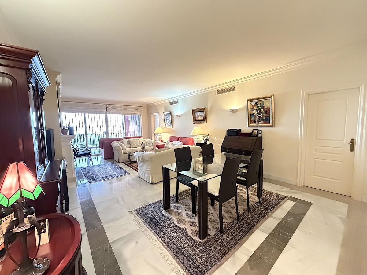 2 bedroom Apartments for sale in Monte Halcones – R5401960 2 bedroom Apartments for sale in Monte Halcones – R5401960