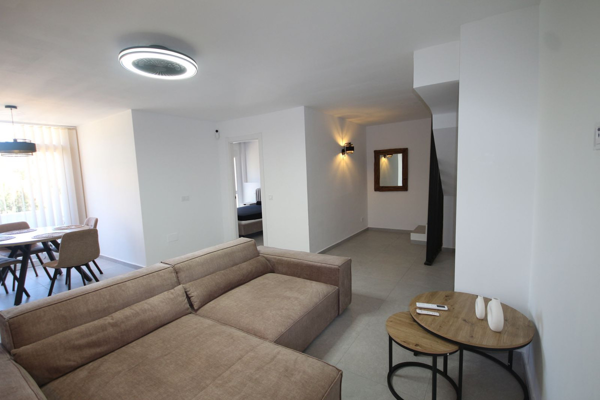 3 bedroom Apartments for sale in Elviria – R5351002 3 bedroom Apartments for sale in Elviria – R5351002