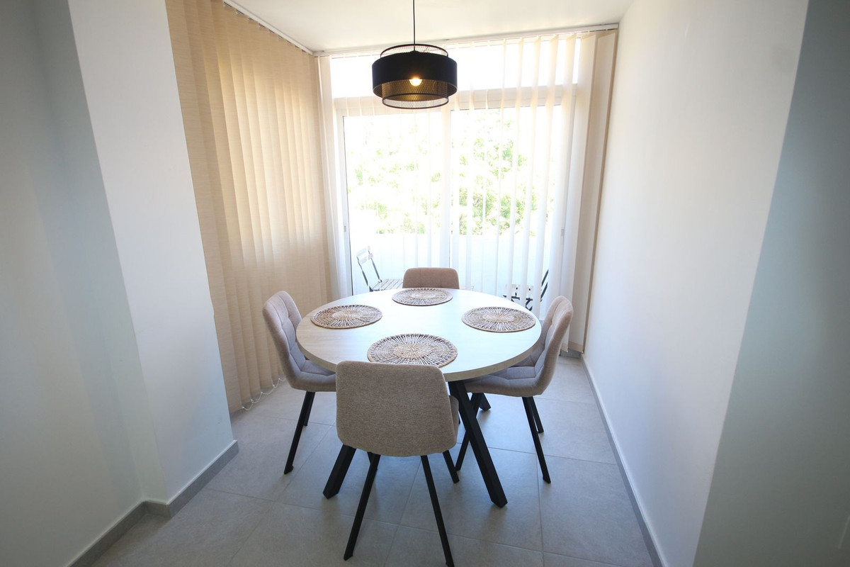 3 bedroom Apartments for sale in Elviria – R5351002 3 bedroom Apartments for sale in Elviria – R5351002