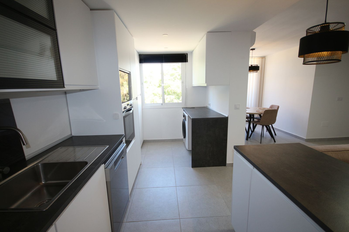 3 bedroom Apartments for sale in Elviria – R5351002 3 bedroom Apartments for sale in Elviria – R5351002