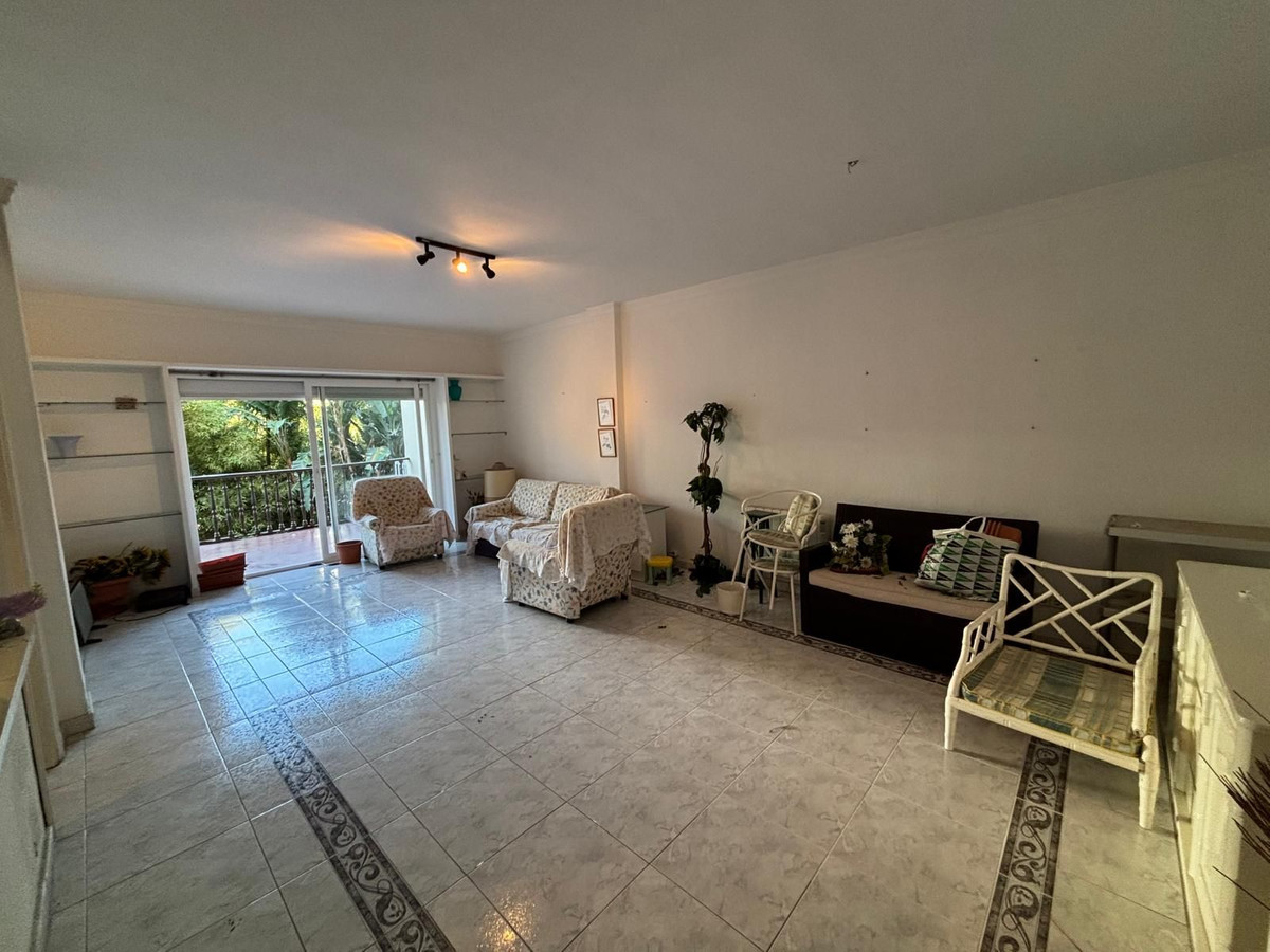 Apartamentos de 3 dormitorios en venta en Nueva Andalucía – R5009545 Apartamentos de 3 dormitorios en venta en Nueva Andalucía – R5009545
