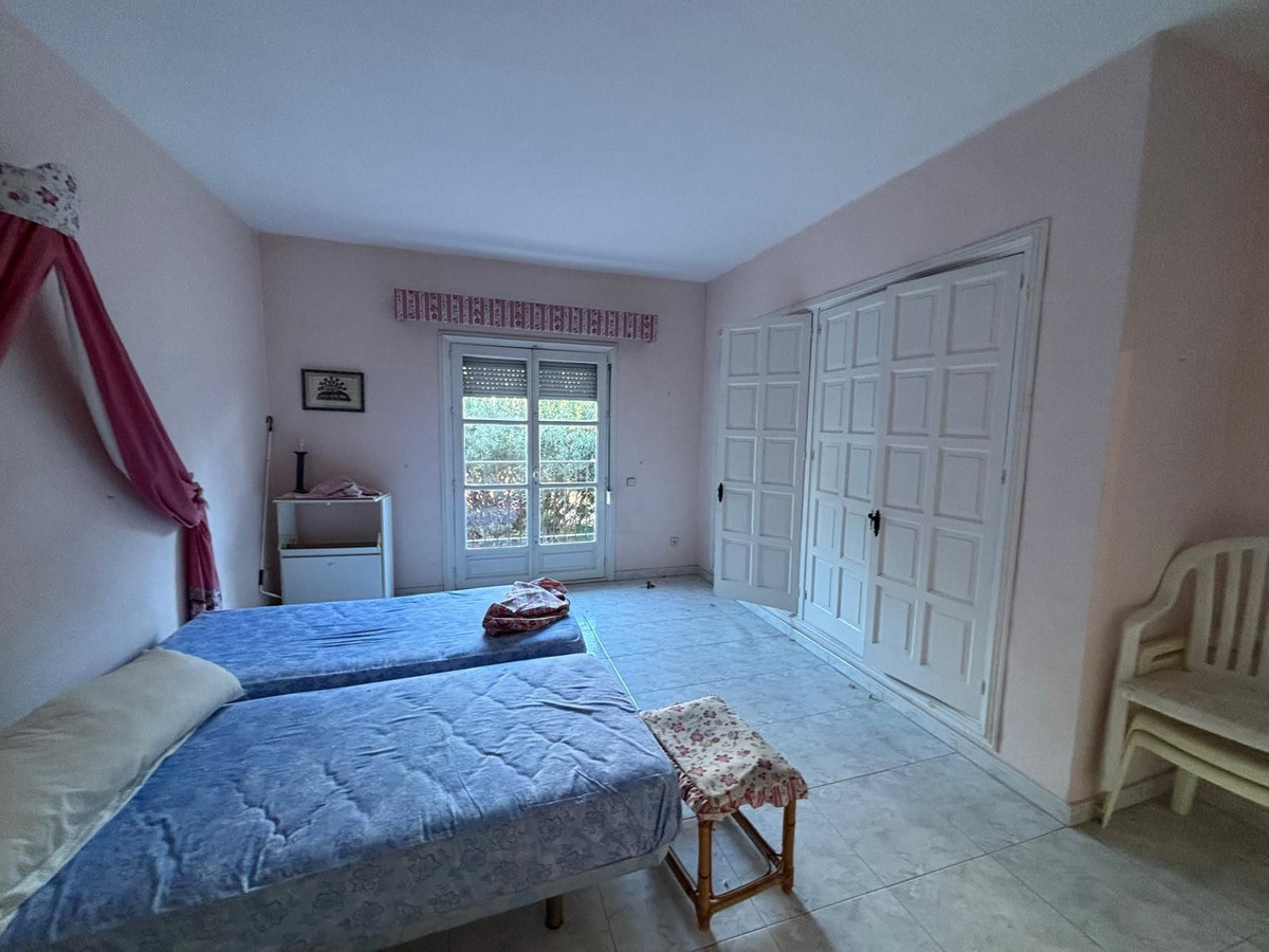 Apartamentos de 3 dormitorios en venta en Nueva Andalucía – R5009545 Apartamentos de 3 dormitorios en venta en Nueva Andalucía – R5009545