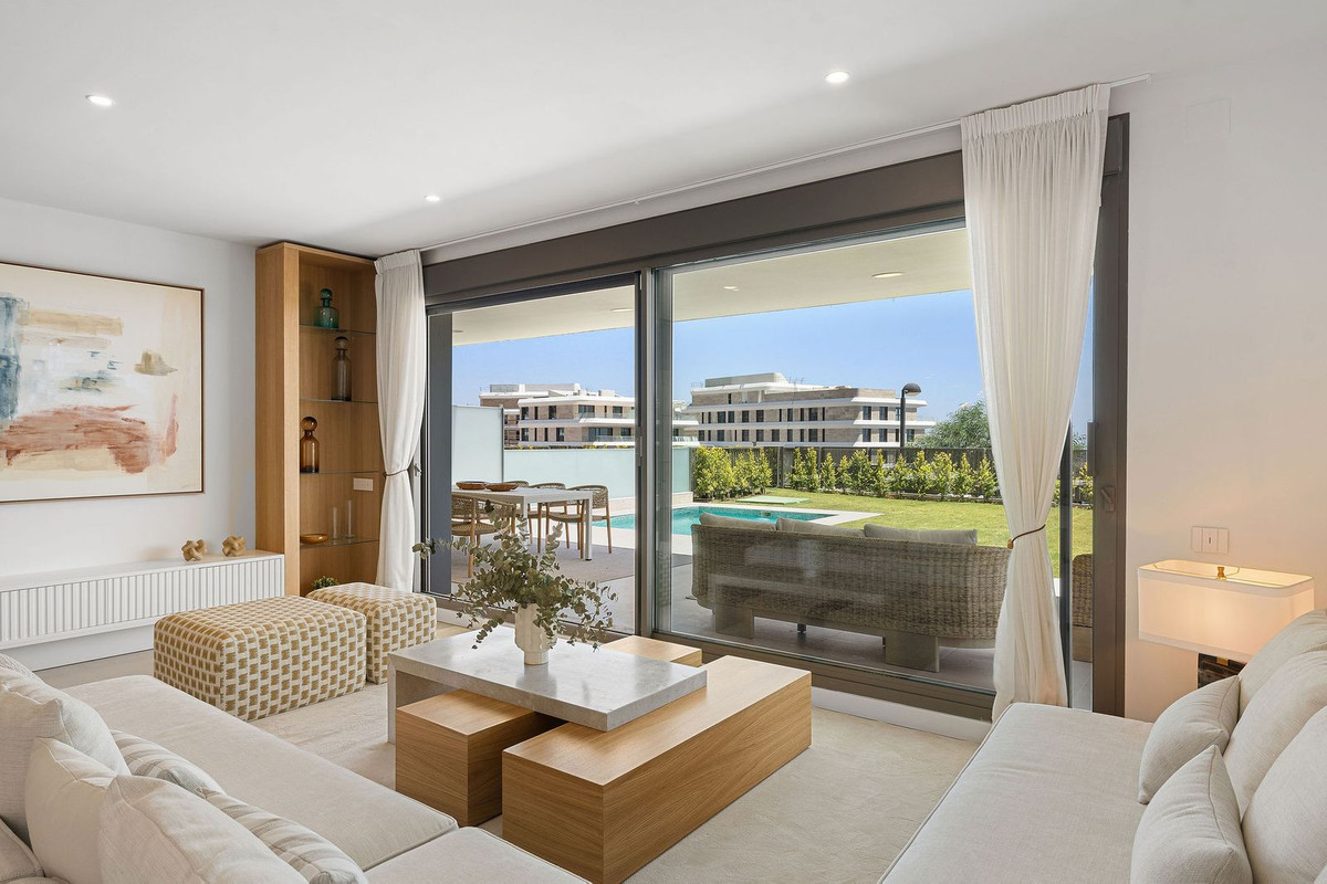 Apartamentos de 3 dormitorios en venta en Selwo – R5409061 Apartamentos de 3 dormitorios en venta en Selwo – R5409061