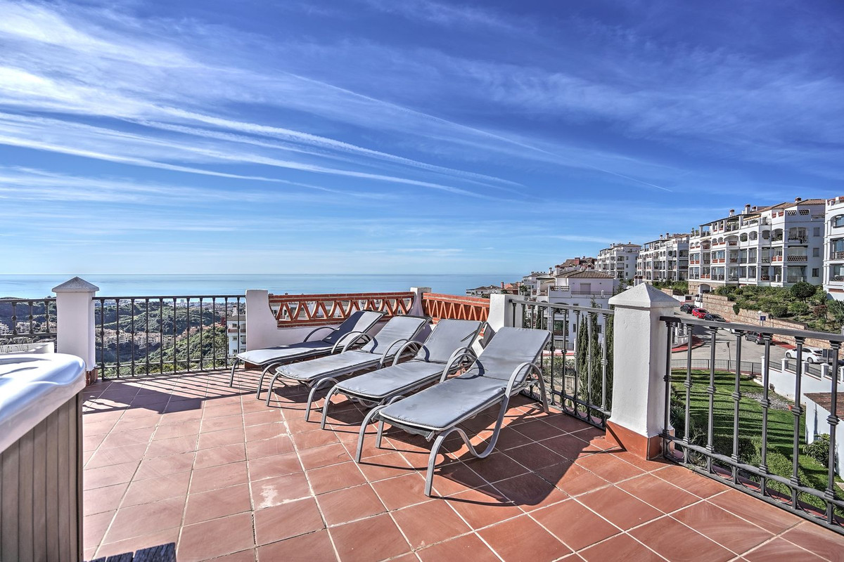 2 bedroom Penthouses for sale in Calahonda – R5359543 2 bedroom Penthouses for sale in Calahonda – R5359543