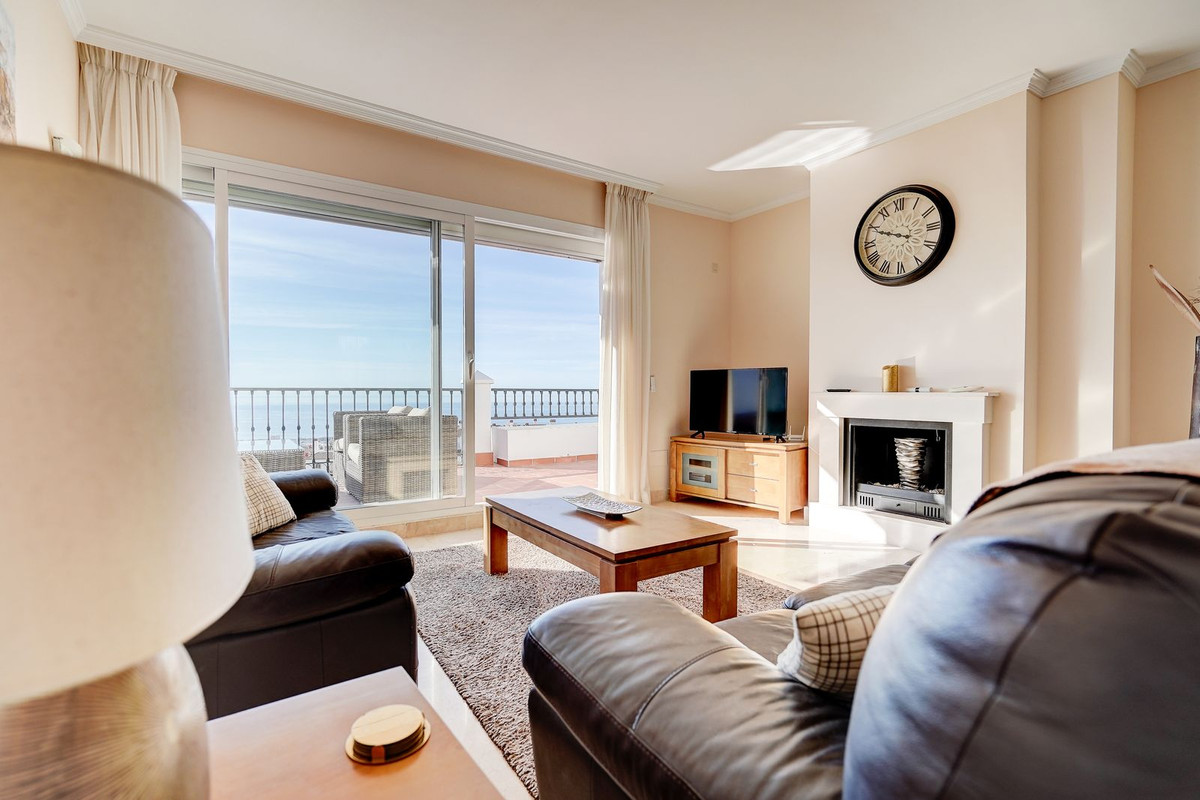 2 bedroom Penthouses for sale in Calahonda – R5359543 2 bedroom Penthouses for sale in Calahonda – R5359543