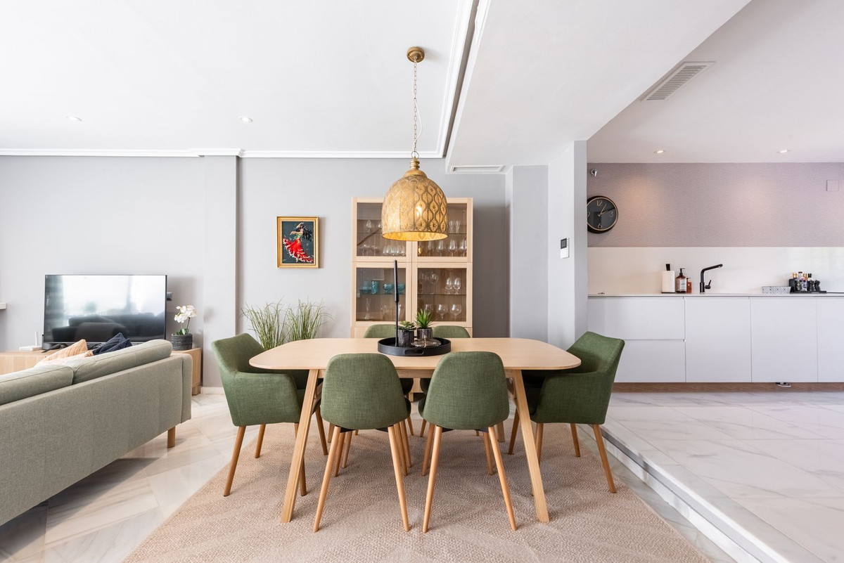Adosados de 3 dormitorios en venta en Milla de Oro – R5397601 Adosados de 3 dormitorios en venta en Milla de Oro – R5397601