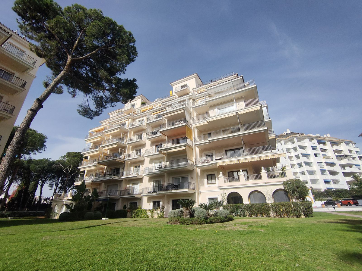 Apartamentos de 2 dormitorios en venta en Puerto Banús – R4934320 Apartamentos de 2 dormitorios en venta en Puerto Banús – R4934320