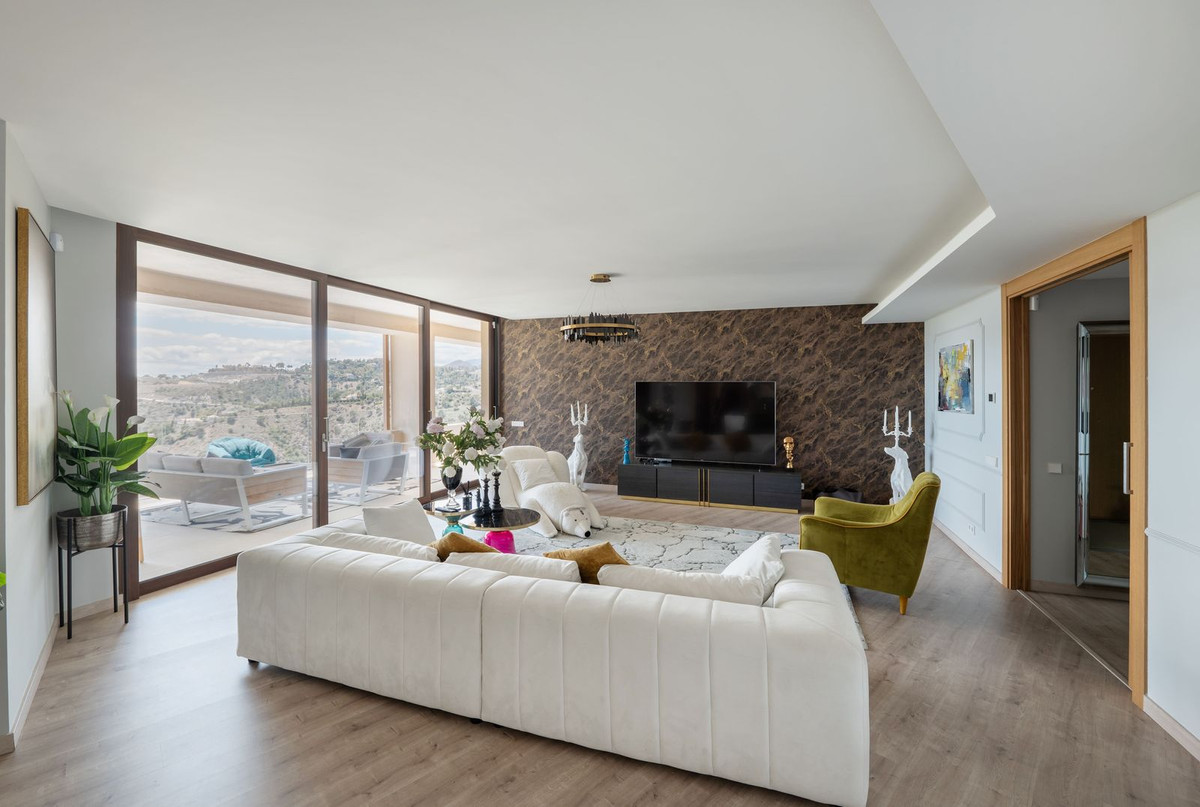 4 bedroom Penthouses for sale in La Quinta – R4743115 4 bedroom Penthouses for sale in La Quinta – R4743115