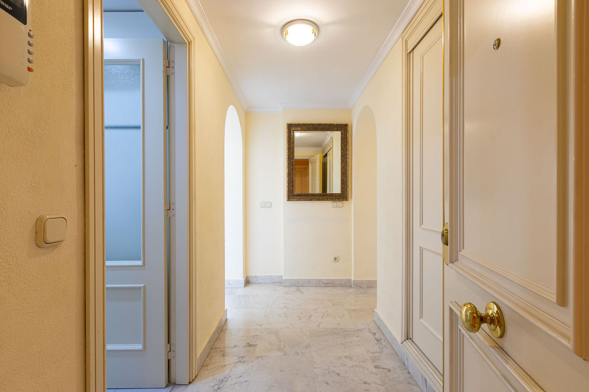 Apartamentos de 2 dormitorios en venta en Puerto Banús – R5222035 Apartamentos de 2 dormitorios en venta en Puerto Banús – R5222035
