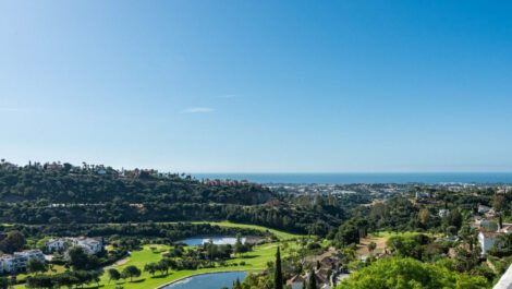 3 bedroom Apartments for sale in Benahavís – R5411266