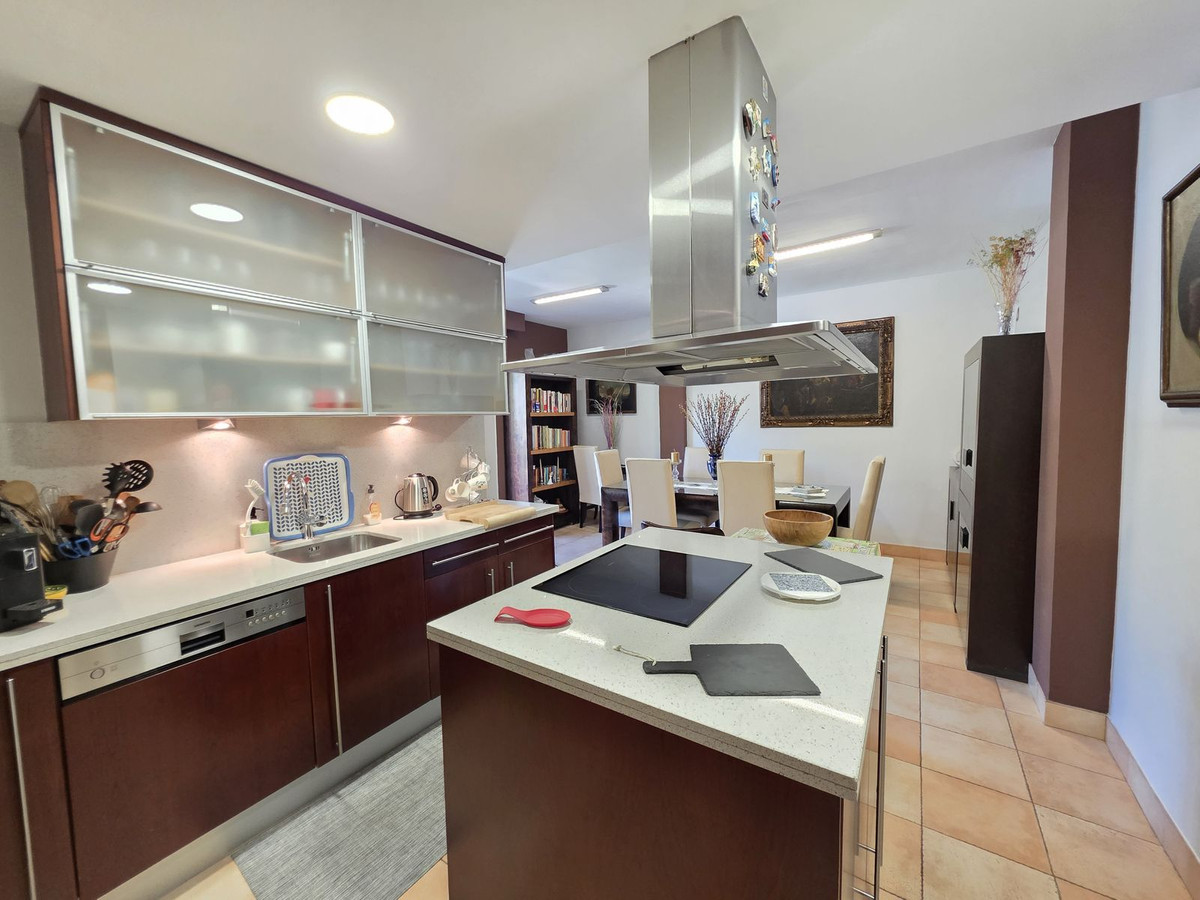 4 bedroom Apartments for sale in Sierra Blanca – R5316712 4 bedroom Apartments for sale in Sierra Blanca – R5316712