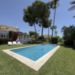 Villas de 4 dormitorios en venta en San Pedro de Alcántara – R5394949 Villas de 4 dormitorios en venta en San Pedro de Alcántara – R5394949