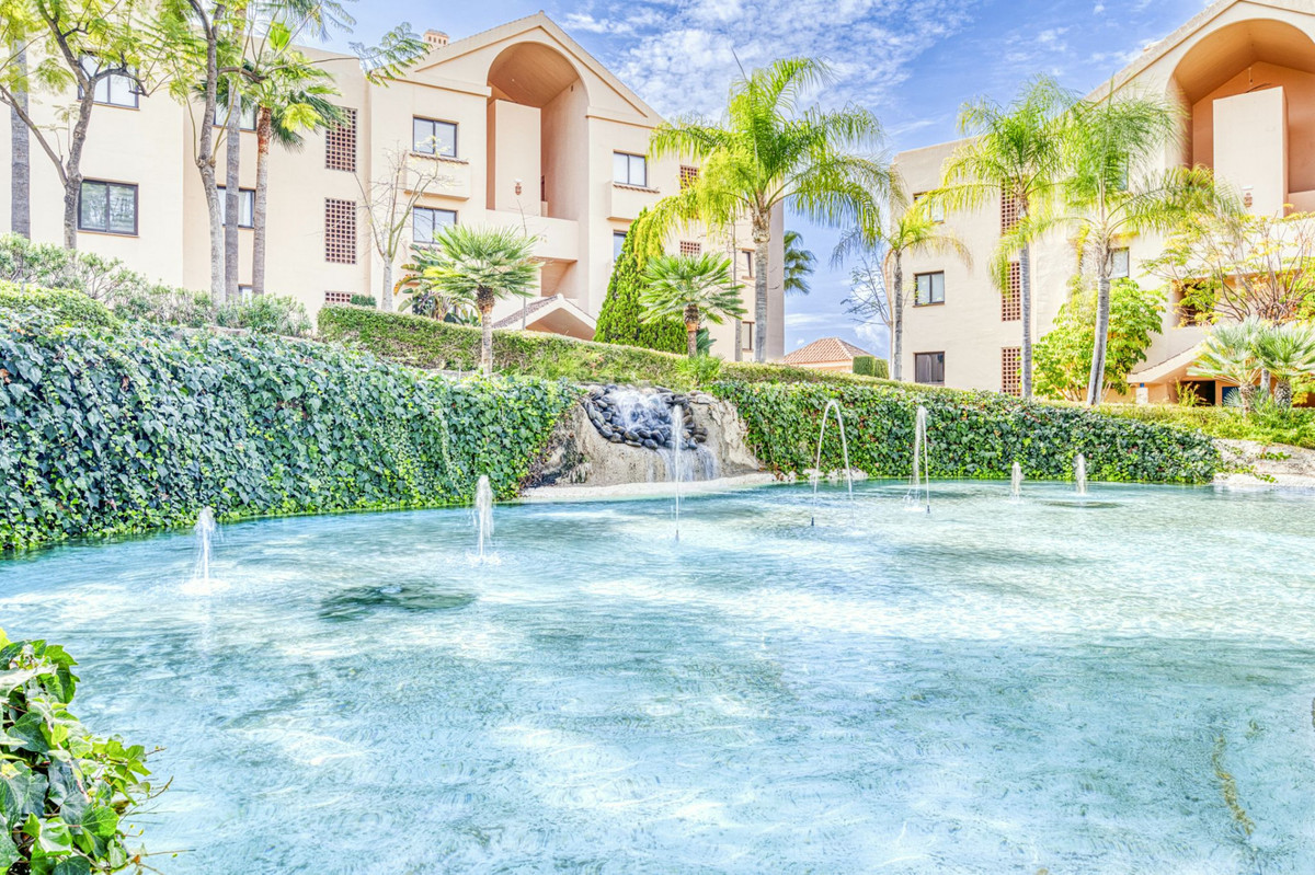Apartamentos de 2 dormitorios en venta en Benahavís – R5049574 Apartamentos de 2 dormitorios en venta en Benahavís – R5049574