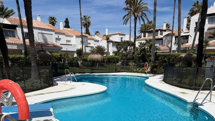 4 bedroom Apartments for sale in Bahía de Marbella – R5402458 4 bedroom Apartments for sale in Bahía de Marbella – R5402458 in
