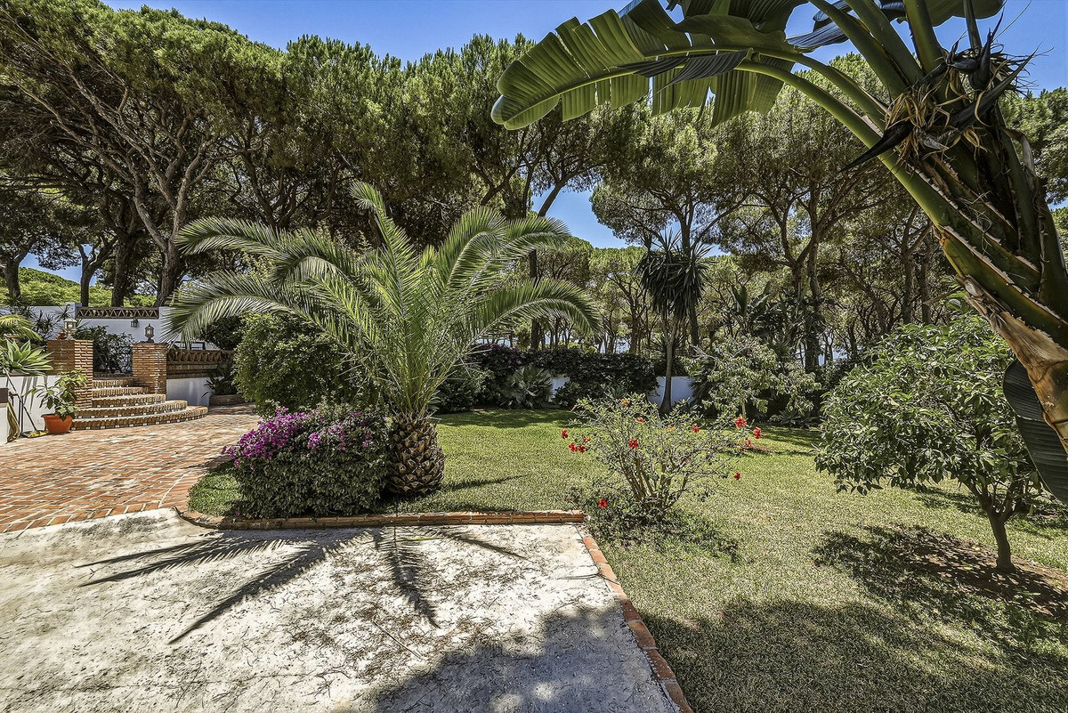 4 bedroom Villas for sale in El Rosario – R5421142 4 bedroom Villas for sale in El Rosario – R5421142