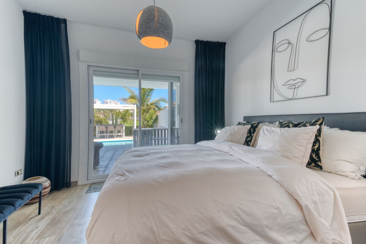 3 bedroom Semi-detached for sale in Riviera del Sol – R5350693 3 bedroom Semi-detached for sale in Riviera del Sol – R5350693