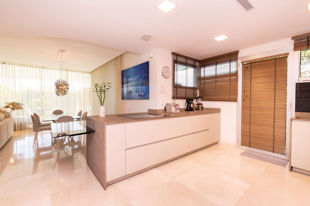 4 bedroom Villas for sale in San Pedro de Alcántara – R5358277 4 bedroom Villas for sale in San Pedro de Alcántara – R5358277