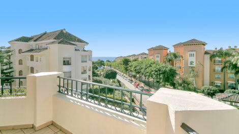 3 bedroom Apartments for sale in Marbella – R5358523