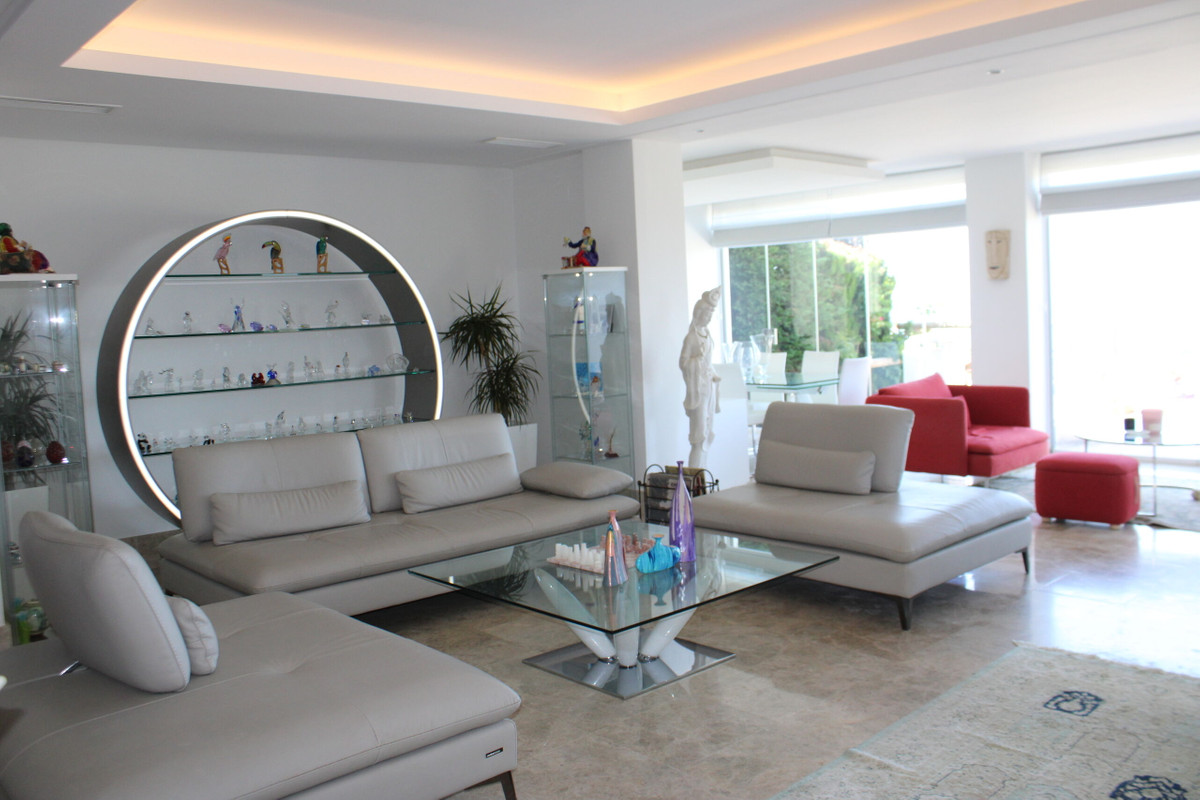 Adosados de 3 dormitorios en venta en Marbella – R5411929 Adosados de 3 dormitorios en venta en Marbella – R5411929