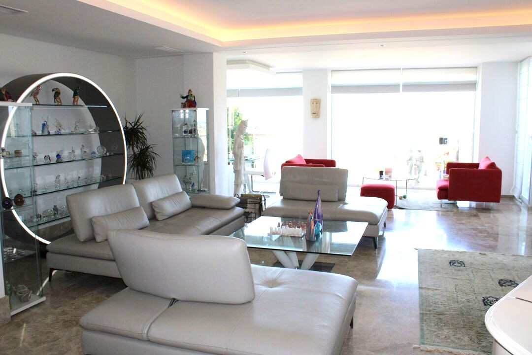 Adosados de 3 dormitorios en venta en Marbella – R5411929 Adosados de 3 dormitorios en venta en Marbella – R5411929