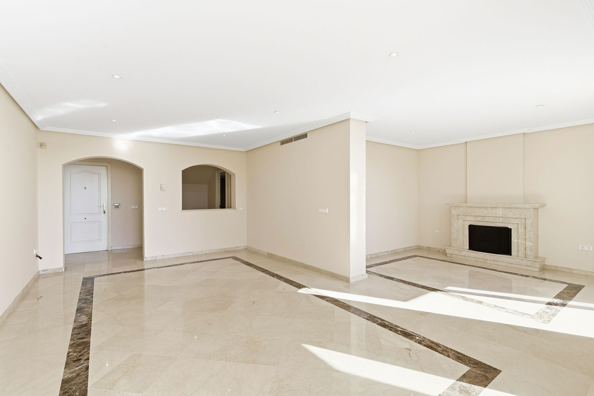 Apartamentos de 4 dormitorios en venta en Los Arqueros – R5256340 Apartamentos de 4 dormitorios en venta en Los Arqueros – R5256340