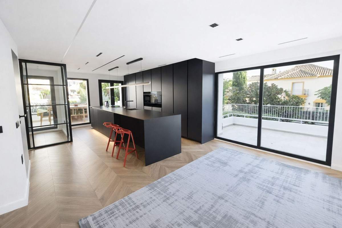 Apartamentos de 3 dormitorios en venta en Marbella – R5299408 Apartamentos de 3 dormitorios en venta en Marbella – R5299408