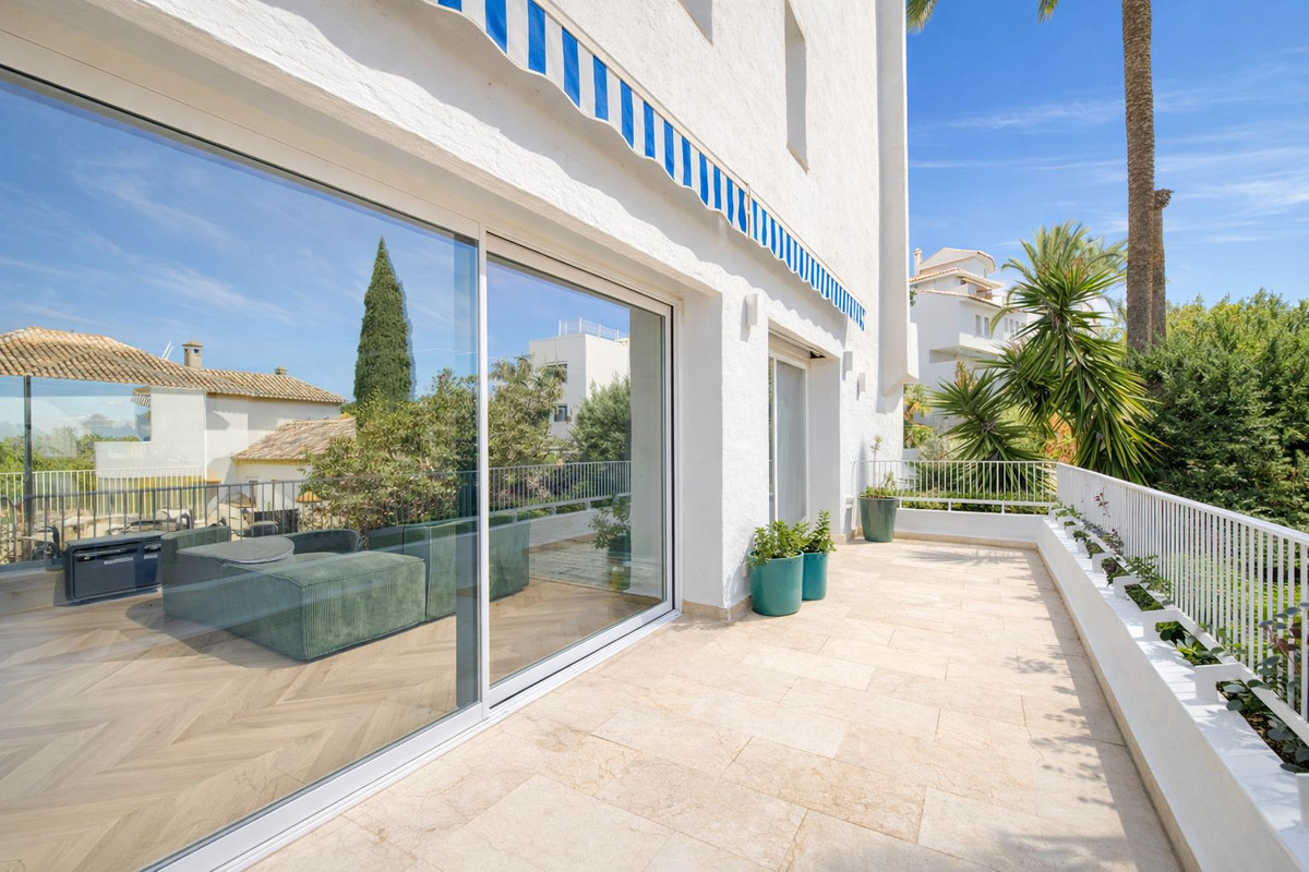Apartamentos de 3 dormitorios en venta en Marbella – R5299408 Apartamentos de 3 dormitorios en venta en Marbella – R5299408
