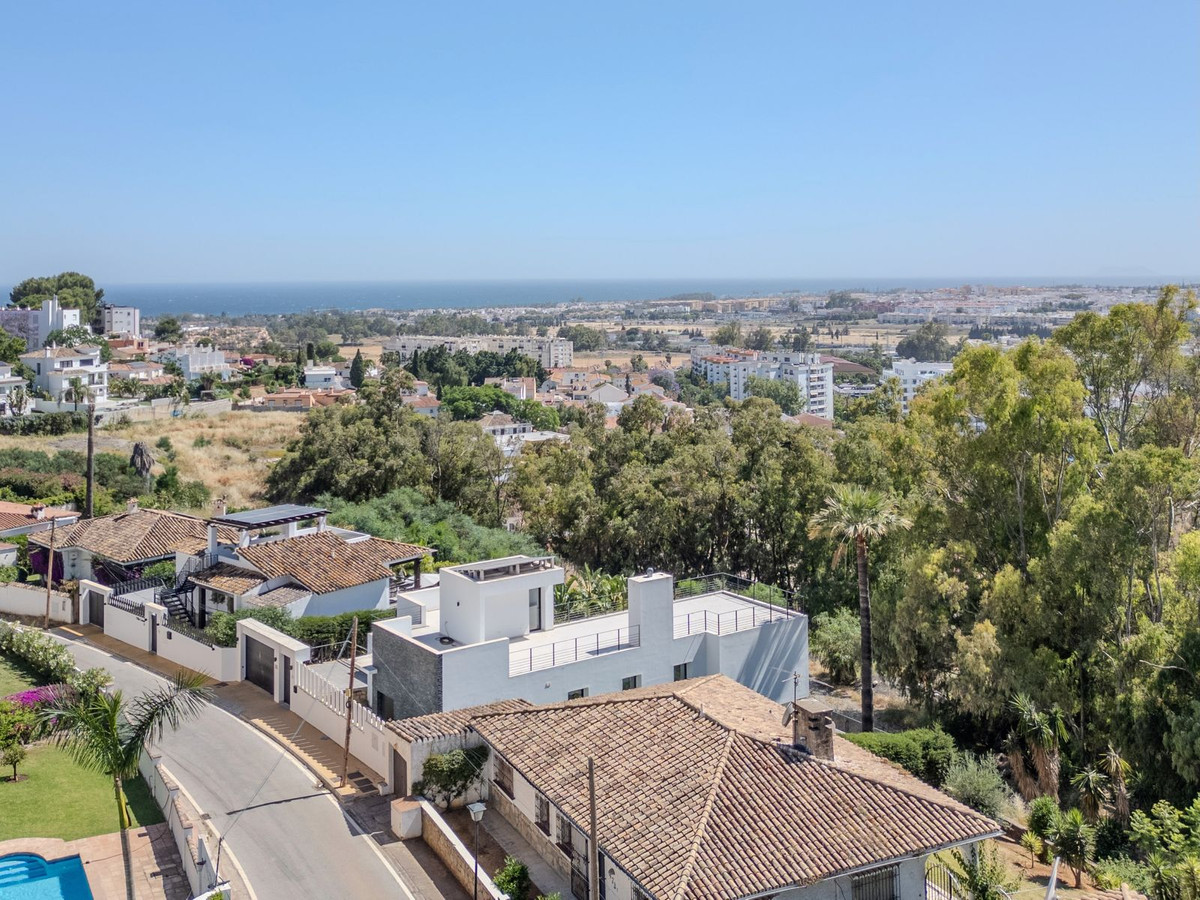 Pareados de 4 dormitorios en venta en Nueva Andalucía – R5417878 Pareados de 4 dormitorios en venta en Nueva Andalucía – R5417878
