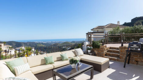 4 bedroom Villas for sale in Benahavís – R5379574