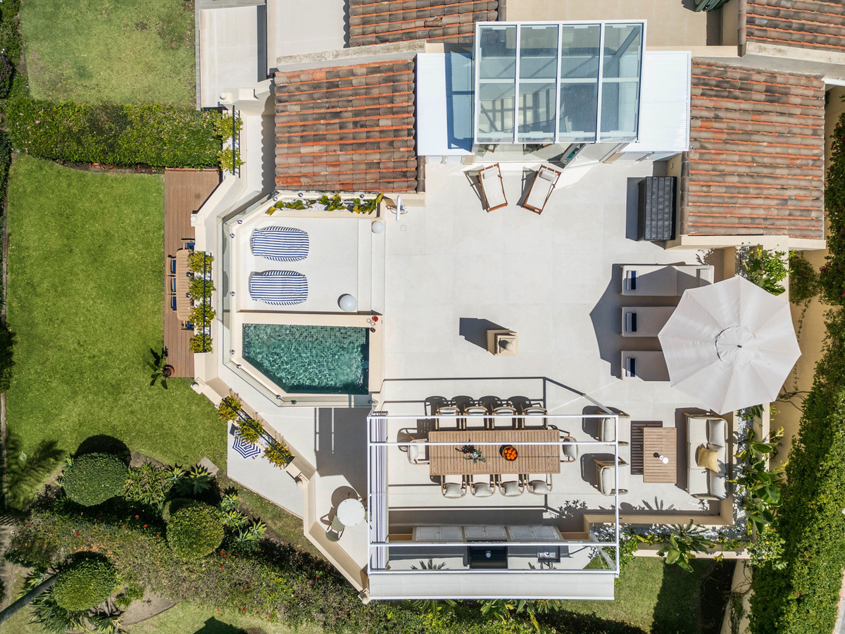 Pareados de 4 dormitorios en venta en La Quinta – R5413756 Pareados de 4 dormitorios en venta en La Quinta – R5413756