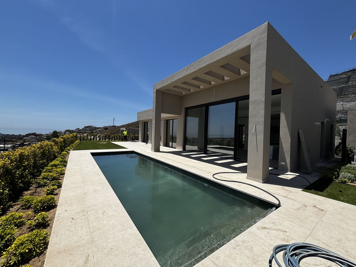 3 bedroom Villas for sale in Benahavís – R5401051 3 bedroom Villas for sale in Benahavís – R5401051