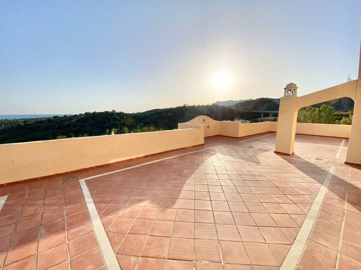 Apartamentos de 3 dormitorios en venta en Elviria – R5104960 Apartamentos de 3 dormitorios en venta en Elviria – R5104960