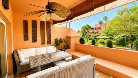 3 bedroom Apartments for sale in Guadalmina Baja – R5333320