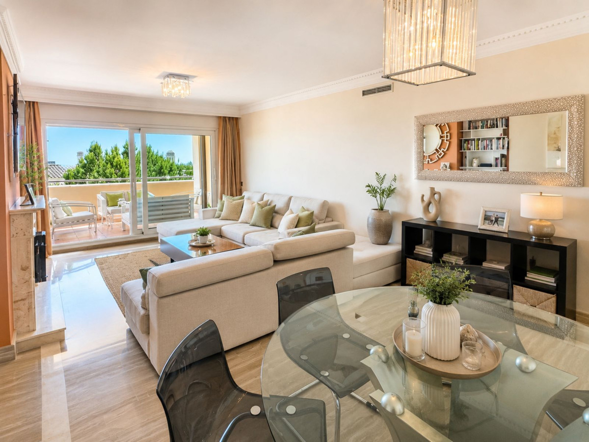 3 bedroom Apartments for sale in Sierra Blanca – R5394382 3 bedroom Apartments for sale in Sierra Blanca – R5394382