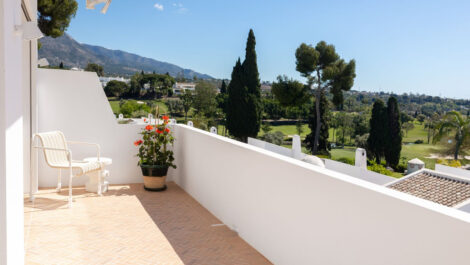 Apartamentos de 2 dormitorios en venta en Nueva Andalucía – R5358310