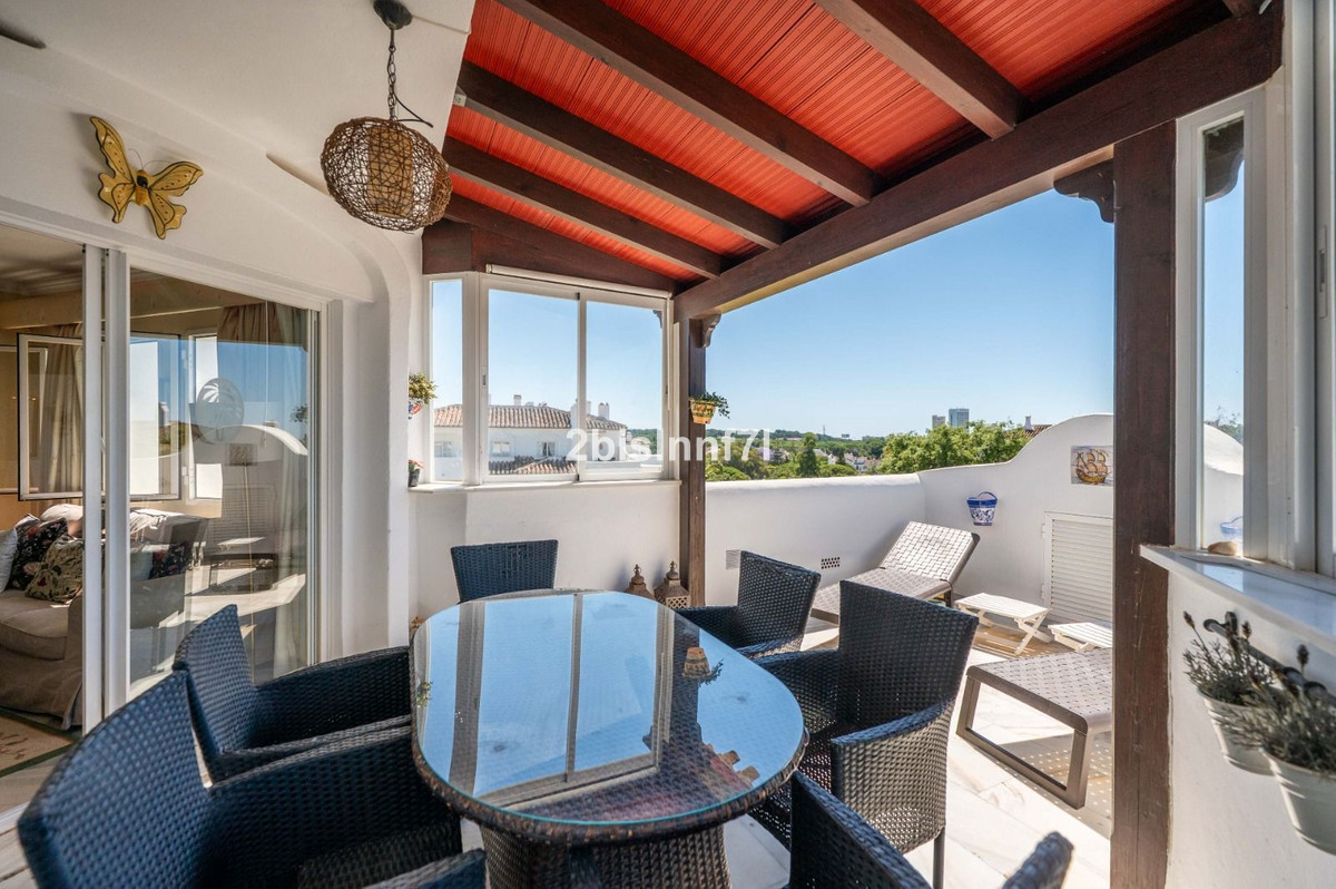 2 bedroom Penthouses for sale in Elviria – R5400010 2 bedroom Penthouses for sale in Elviria – R5400010